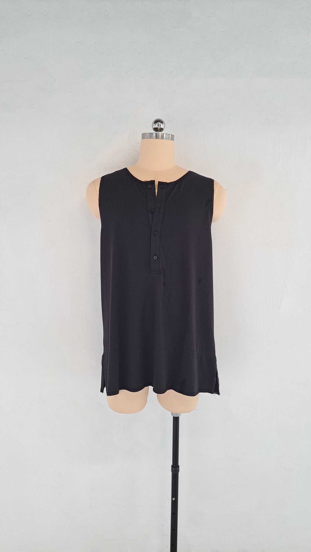 Long-Placket Vest