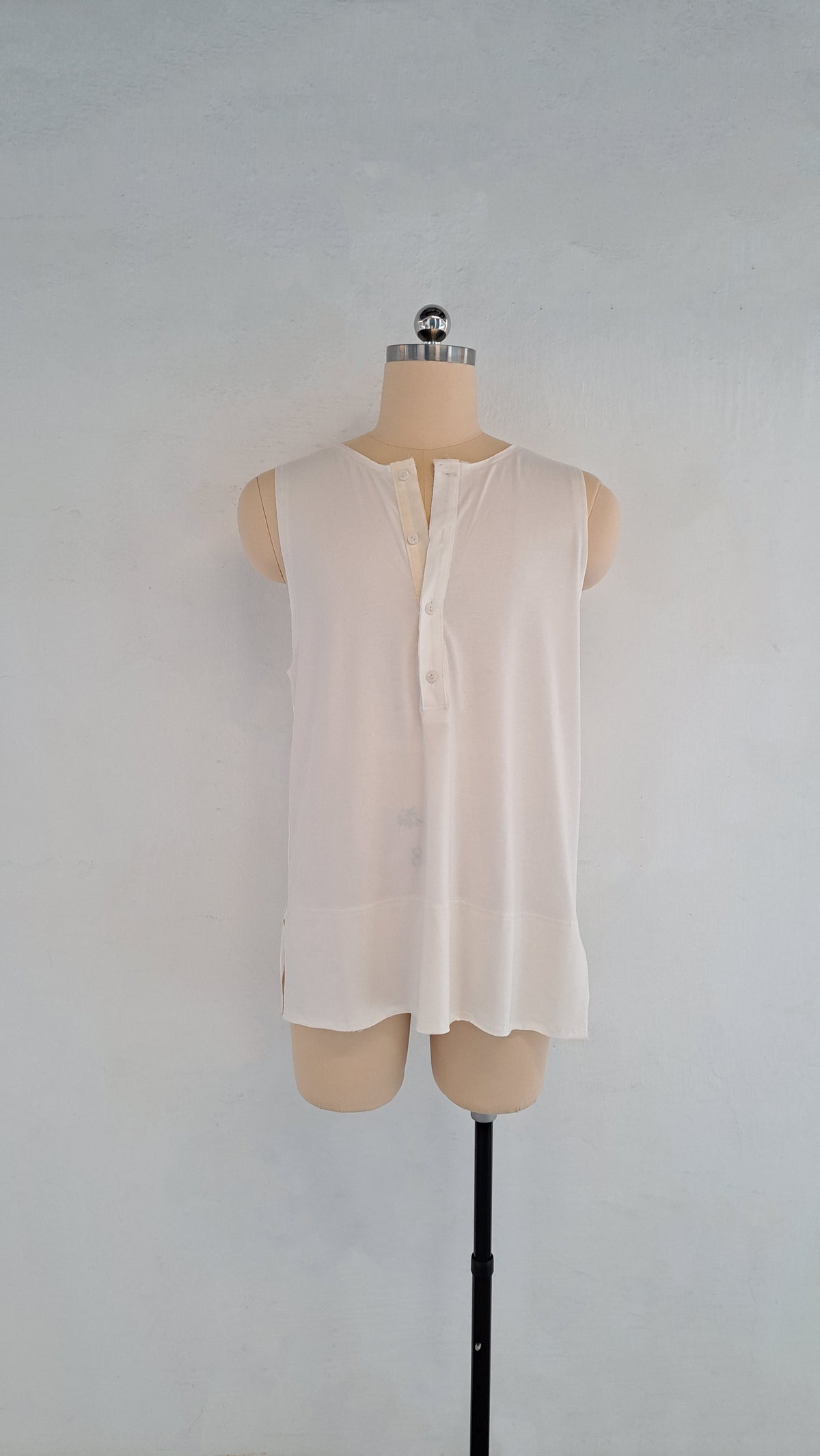Long-Placket Vest