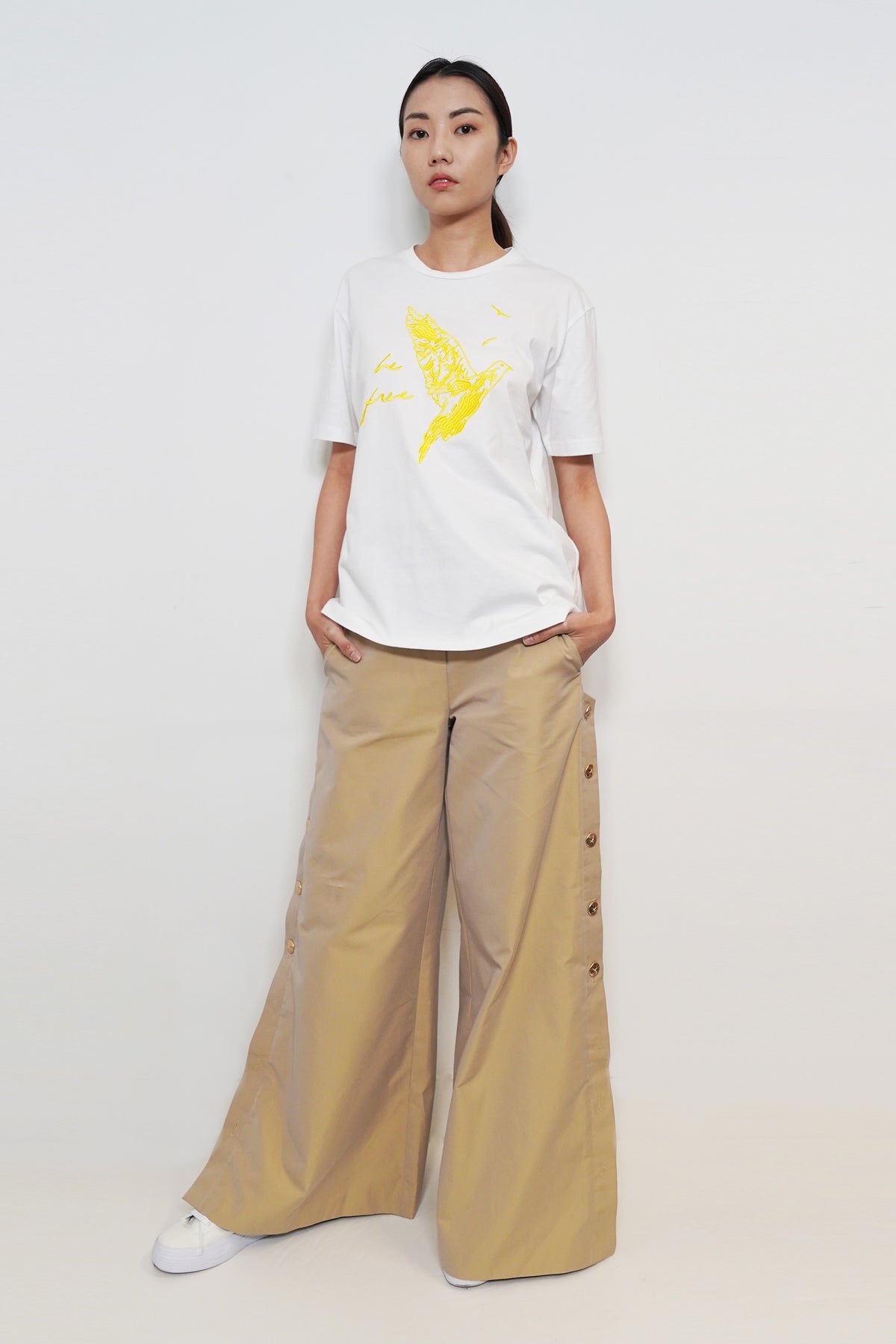 "Be Free" Embriodery  T-Shirt