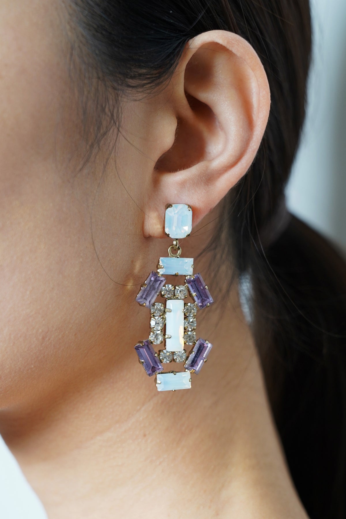Madame Bijoux Luz Earrings